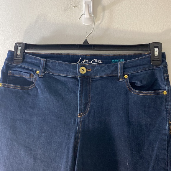 INC Denim | Skinny Leg Curvy Fit Short Style - Picture 3 of 12